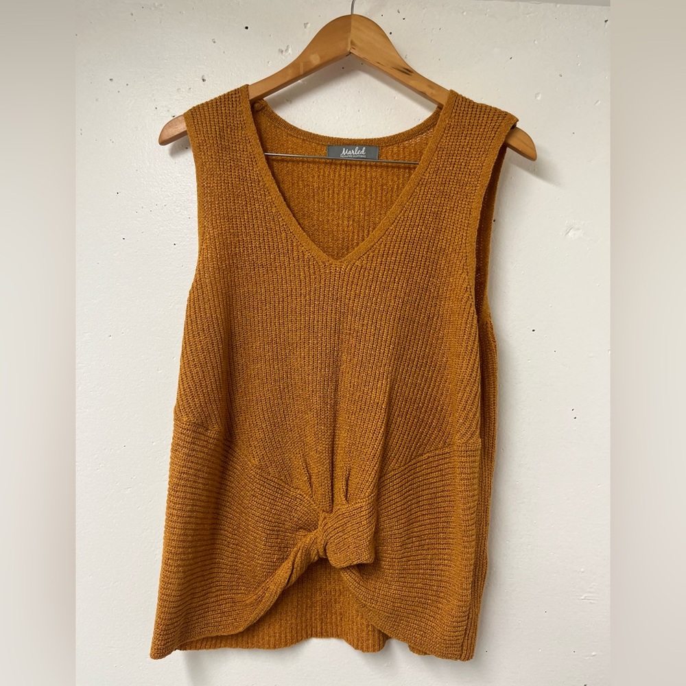Marled twist front knit tank